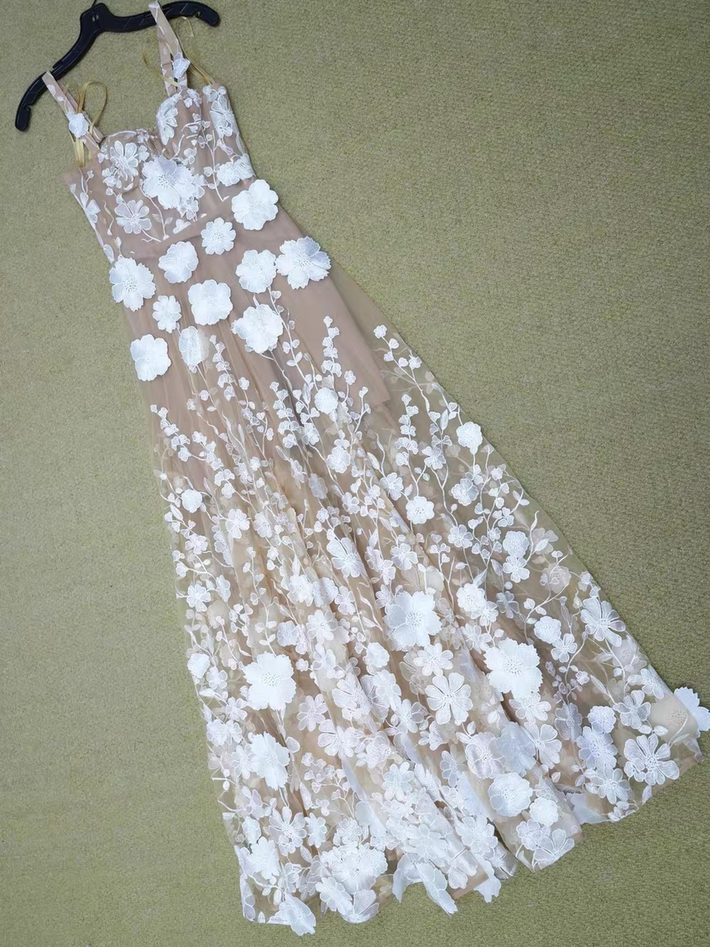 BRONX AND BANCO Jasmine Sleeveless Floral Applique Gown In Cream, XS S M L - Picture 5 of 9